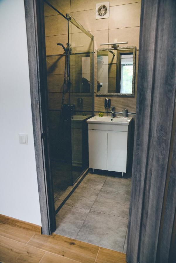 Four Rooms Apartments Τσερκάσι Εξωτερικό φωτογραφία