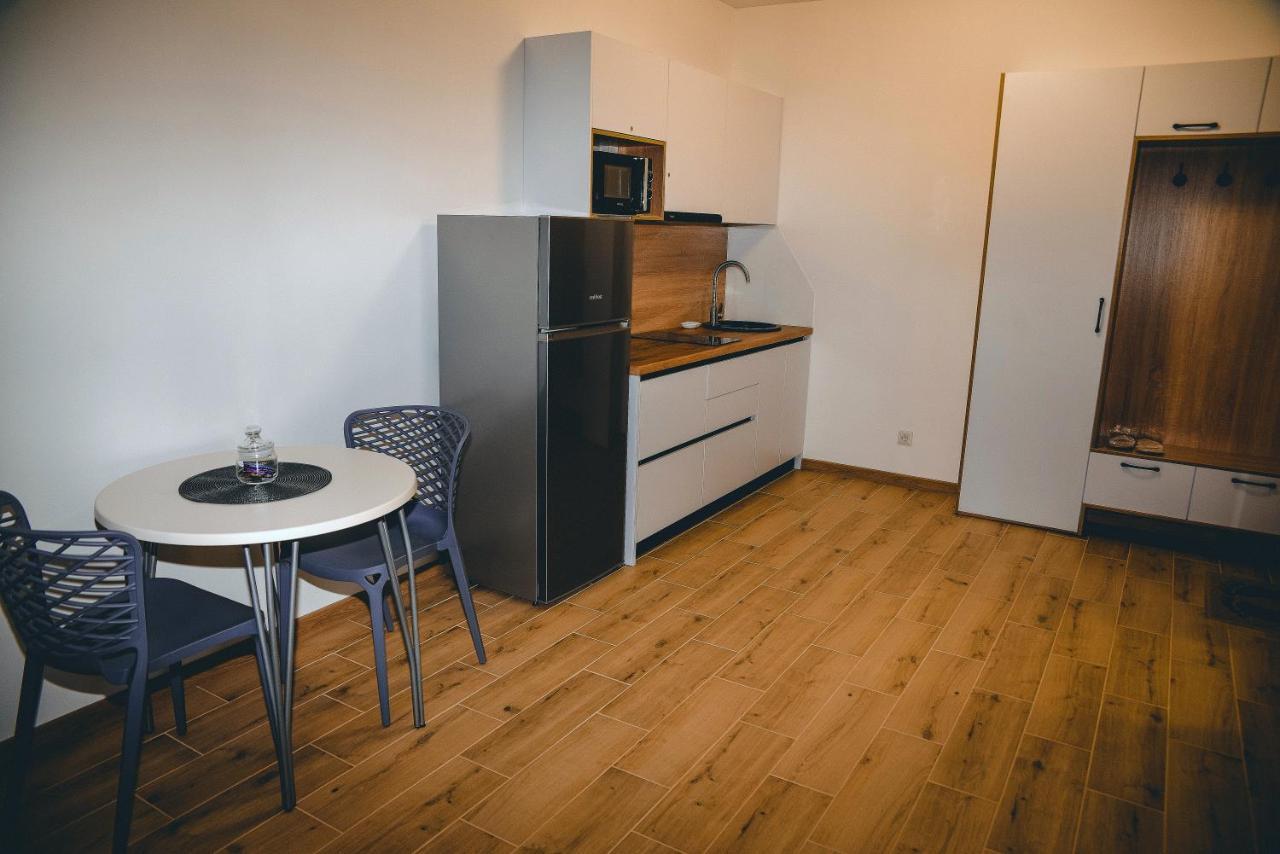 Four Rooms Apartments Τσερκάσι Εξωτερικό φωτογραφία