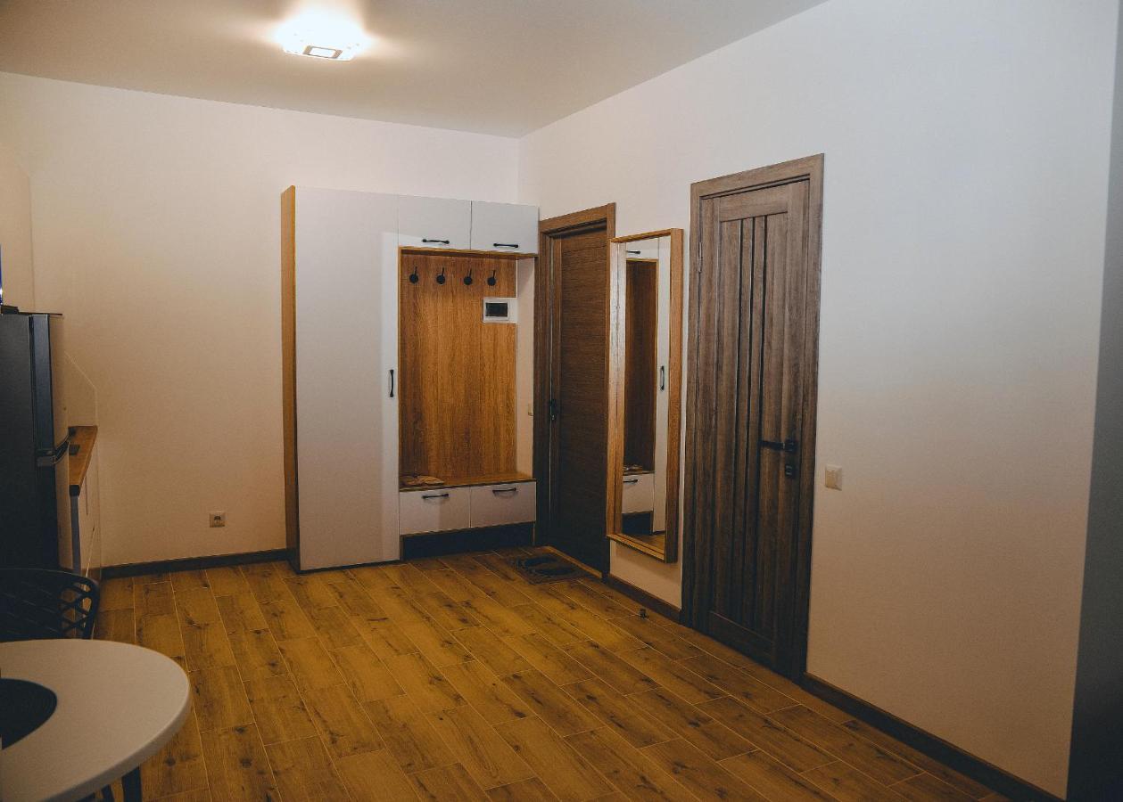 Four Rooms Apartments Τσερκάσι Εξωτερικό φωτογραφία