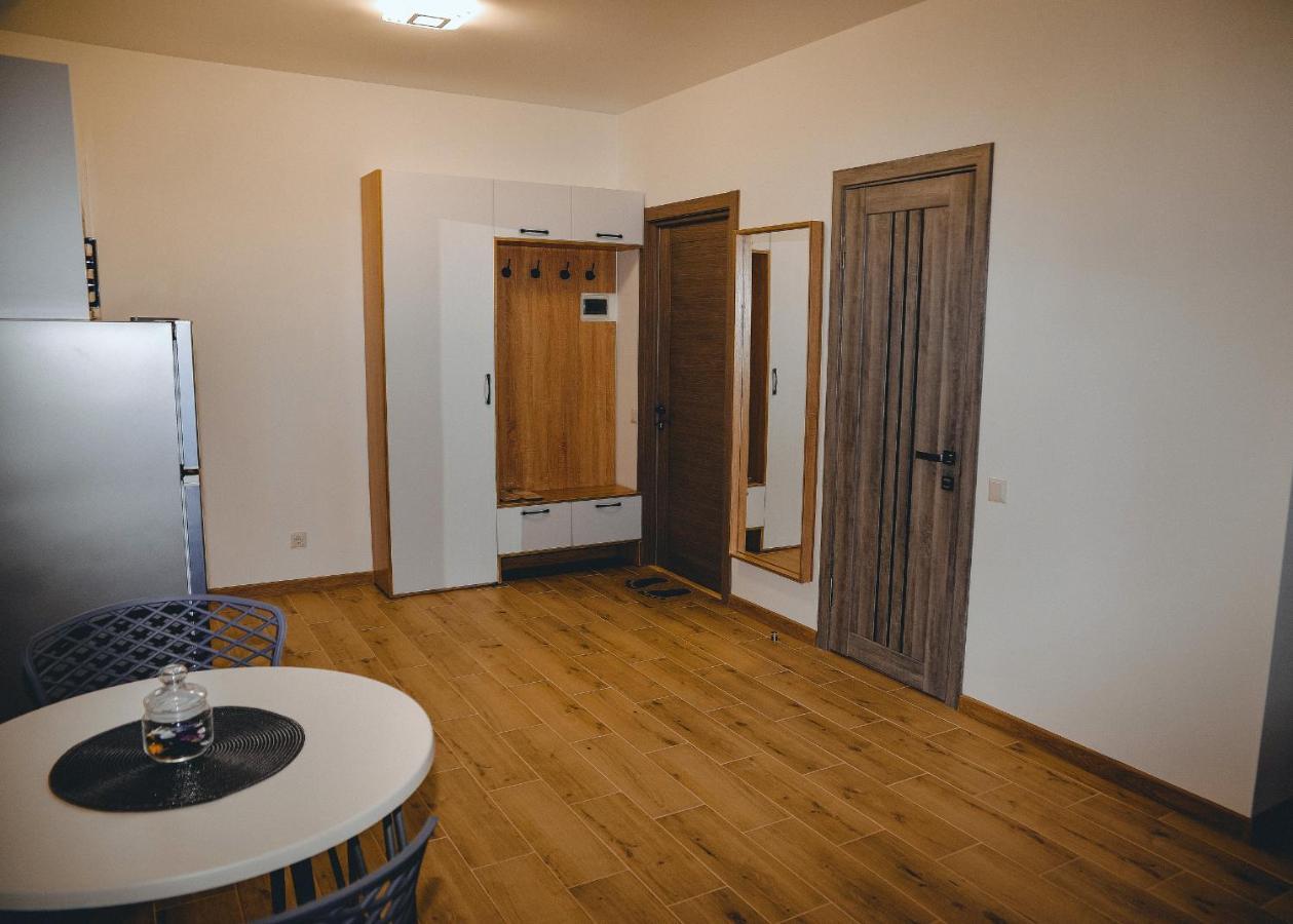 Four Rooms Apartments Τσερκάσι Εξωτερικό φωτογραφία
